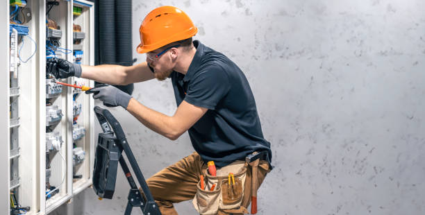 Best Electrician Near Me  in Taft, FL